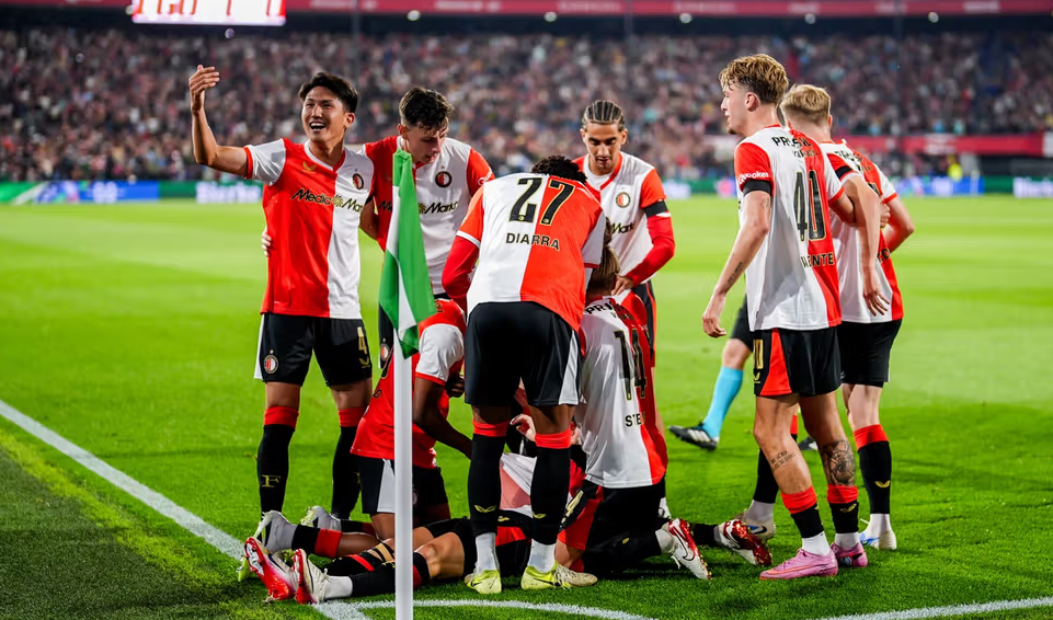 Feyenoord vs Fenerbahce (02:00 &#8211; 07/08) | Xem lại trận đấu